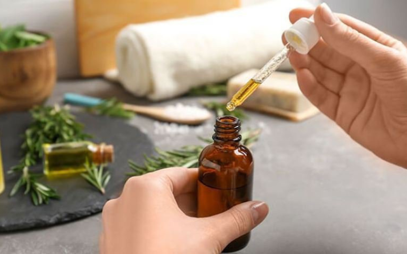 Hương Liệu Tự Nhiên Và Hương Liệu Tổng Hợp: Sự Khác Biệt Và Lựa Chọn Phù Hợp Cho Sản Phẩm Của Bạn
